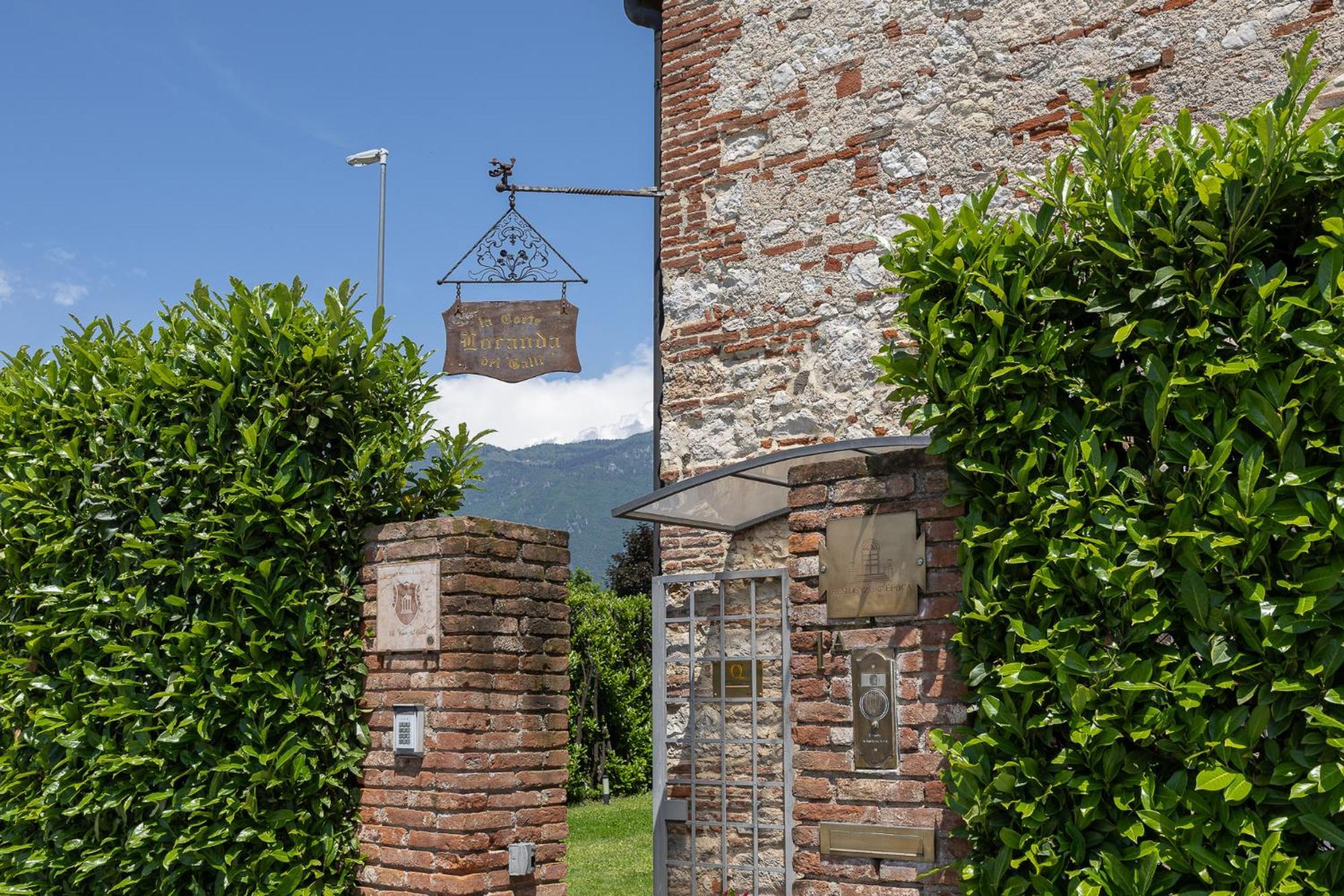 Locanda La Corte Dei Galli Carre Exterior foto