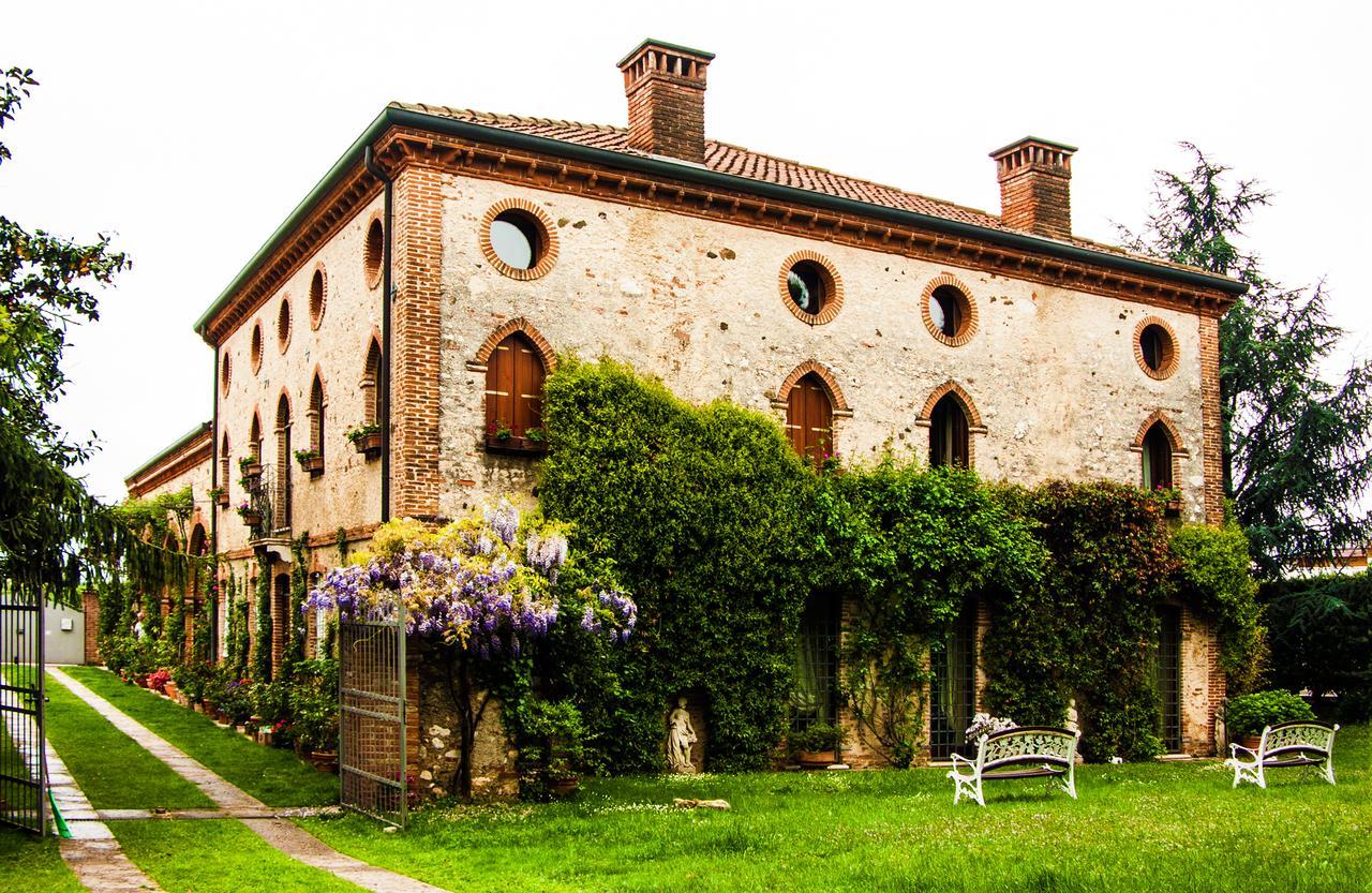 Locanda La Corte Dei Galli Casa de hóspedes Carre Exterior foto